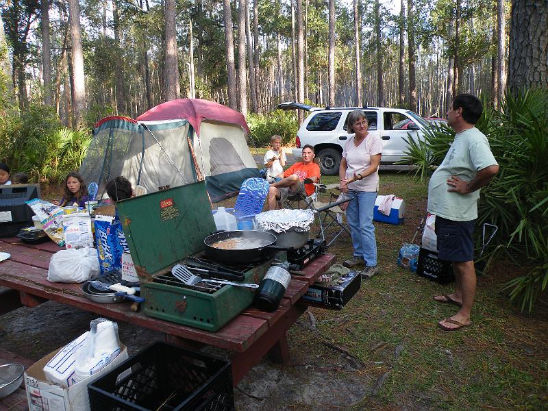 12-campsite.JPG - Dinner is on the stove.
