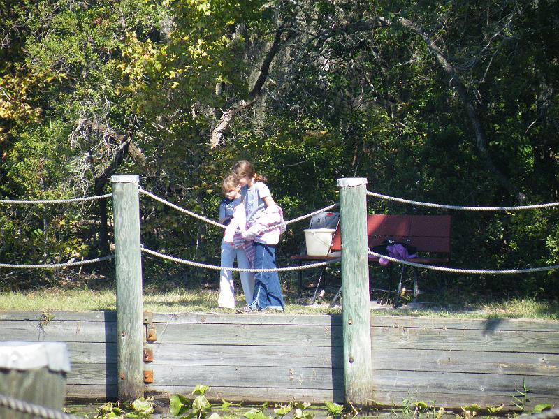 65-KidsOnShore.JPG - The Bedoya girls view an alligator by the dock.